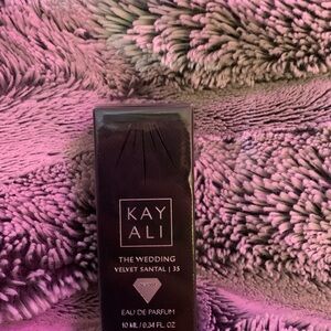 The Wedding Velvet Santal 35 Eau de Parfum Travel Spray 10ml